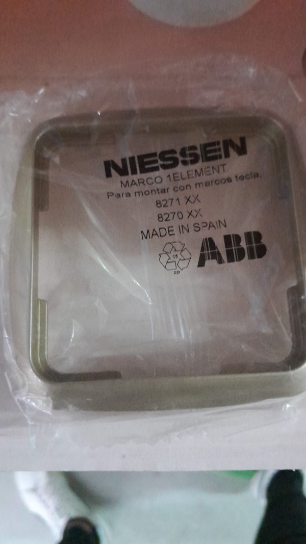 NIESSEN 8271CH